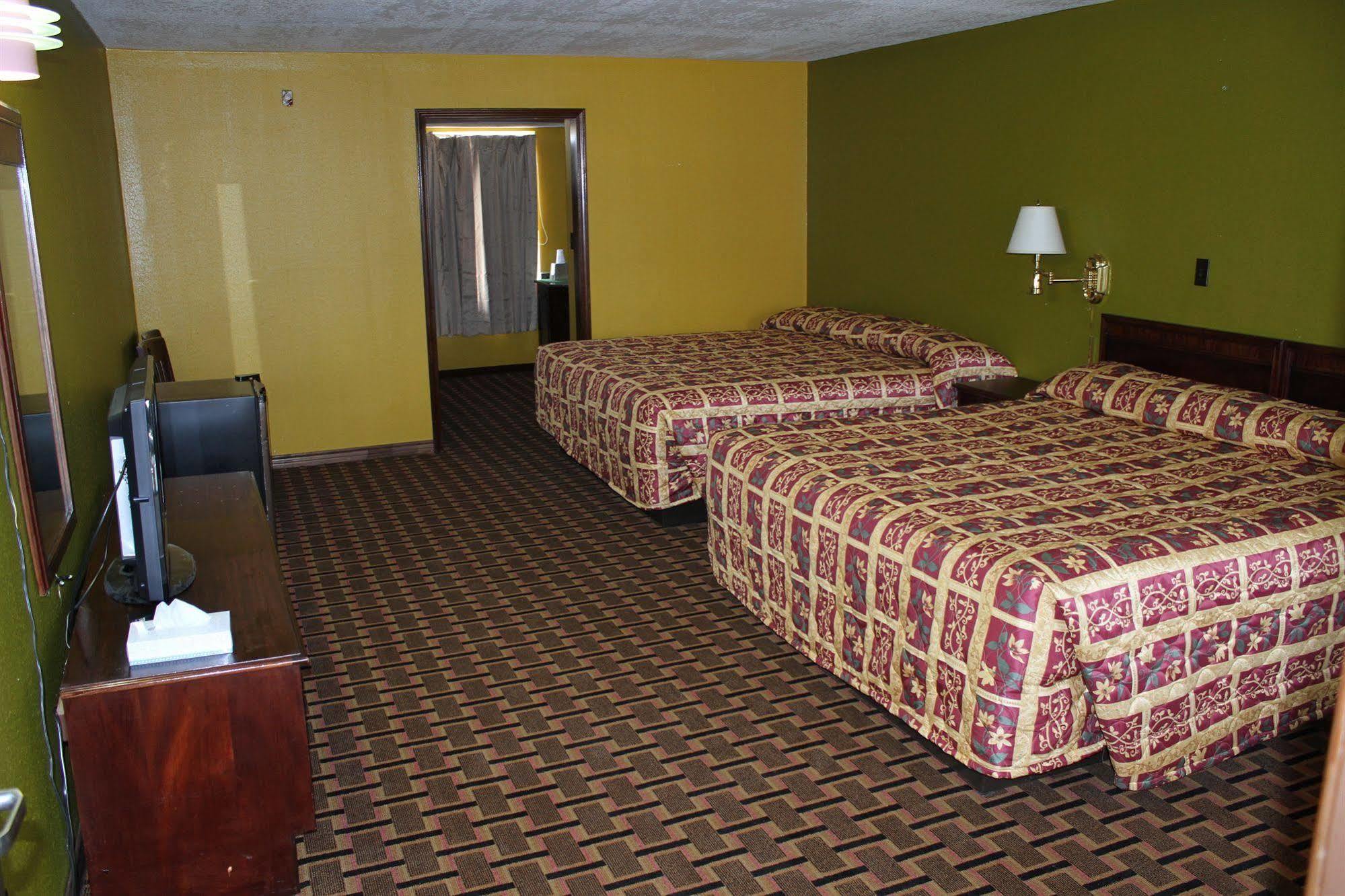 Victorian Inn Athens Exterior photo